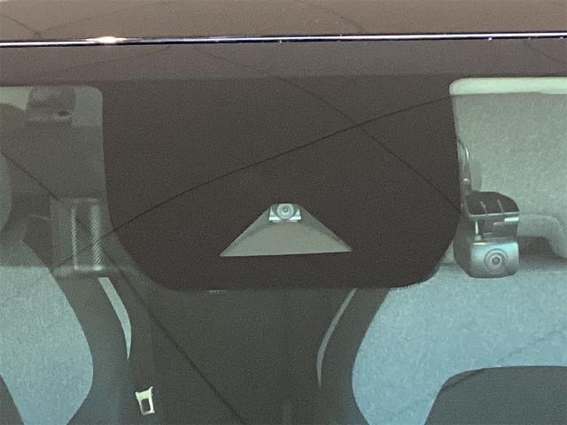 ノート Ｓ　ドライブレコーダー　ＥＴＣ　全周囲カメラ　ナビ　ＴＶ　クリアランスソナー　衝突被害軽減システム　アルミホイール　オートマチックハイビーム　オートライト　スマートキー　アイドリングストップ（37枚目）