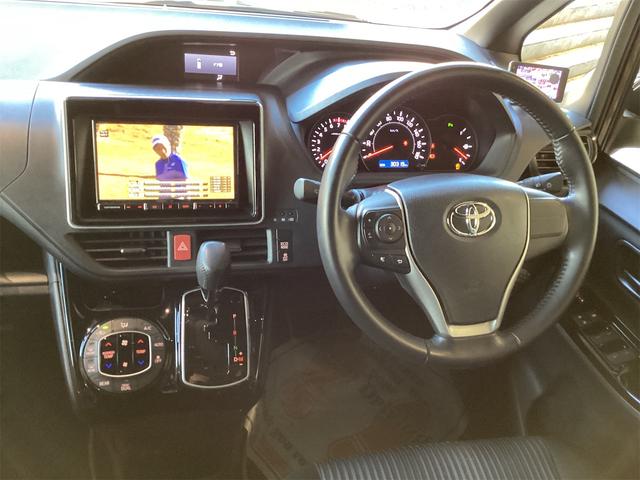 ヴォクシー ＺＳ　ドライブレコーダー　バックカメラ　ナビ　ＴＶ　クリアランスソナー　オートクルーズコントロール　レーンアシスト　衝突被害軽減システム　両側スライド・片側電動　オートマチックハイビーム　オートライト（9枚目）