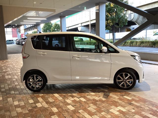 デイズ ハイウェイスター　Ｇターボ　ドライブレコーダー　ＥＴＣ　バックカメラ　ナビ　ＴＶ　クリアランスソナー　レーンアシスト　衝突被害軽減システム　オートマチックハイビーム　オートライト　アイドリングストップ　電動格納ミラー（4枚目）