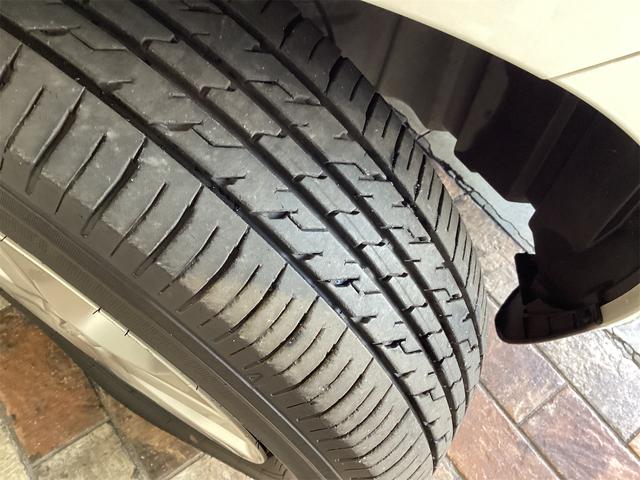 ノート Ｘ　ＥＴＣ　ナビ　ＴＶ　アルミホイール　スマートキー　アイドリングストップ　電動格納ミラー　ＣＶＴ　盗難防止システム　衝突安全ボディ　ＡＢＳ　ＣＤ　ＵＳＢ　エアコン　パワーステアリング　パワーウィンドウ（25枚目）