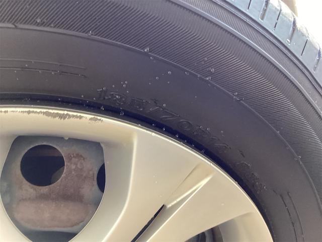 ノート Ｘ　ＥＴＣ　ナビ　ＴＶ　アルミホイール　スマートキー　アイドリングストップ　電動格納ミラー　ＣＶＴ　盗難防止システム　衝突安全ボディ　ＡＢＳ　ＣＤ　ＵＳＢ　エアコン　パワーステアリング　パワーウィンドウ（26枚目）