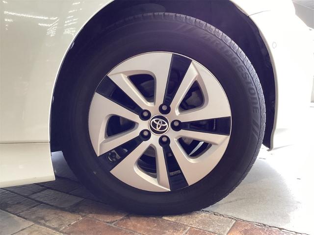 トヨタ プリウス 23枚目