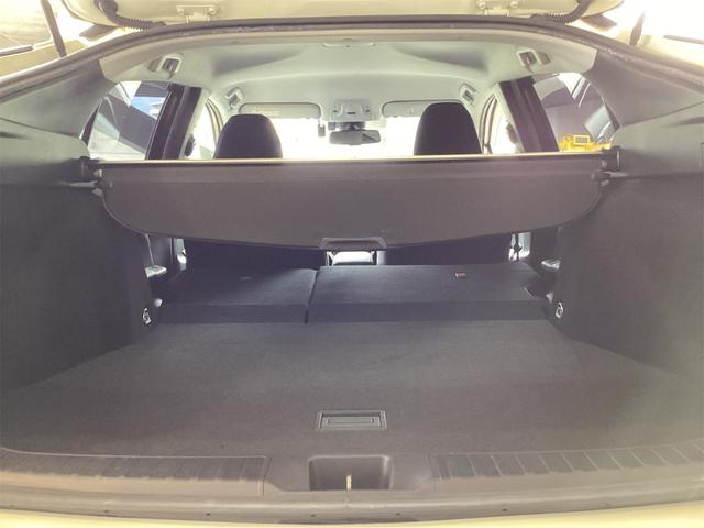 トヨタ プリウス 44枚目