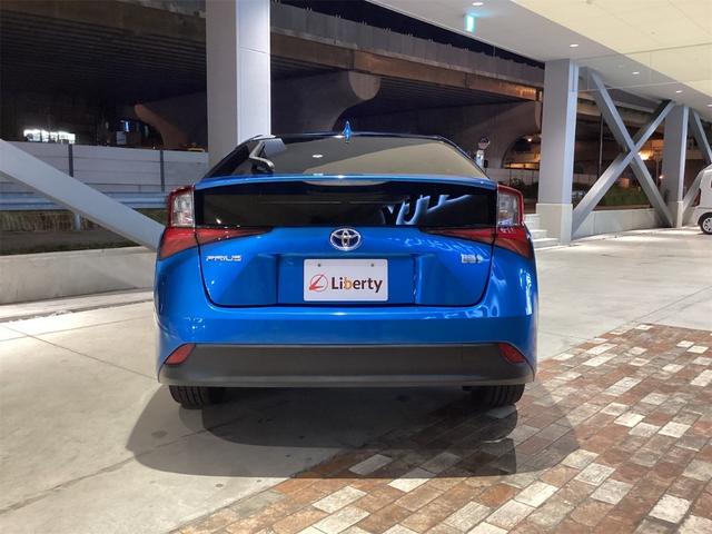 トヨタ プリウス 6枚目