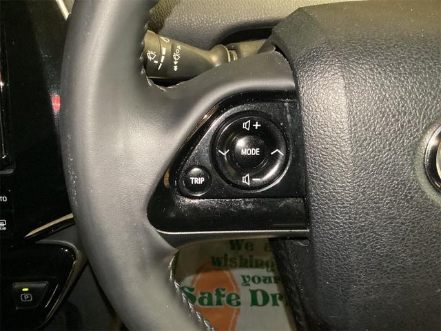 トヨタ プリウス 17枚目