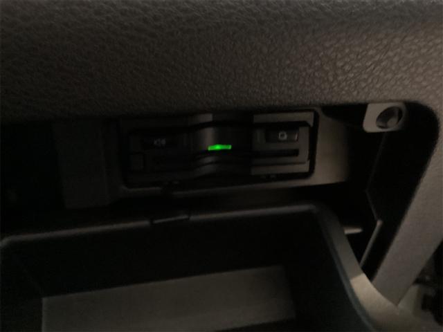 日産 セレナ 27枚目