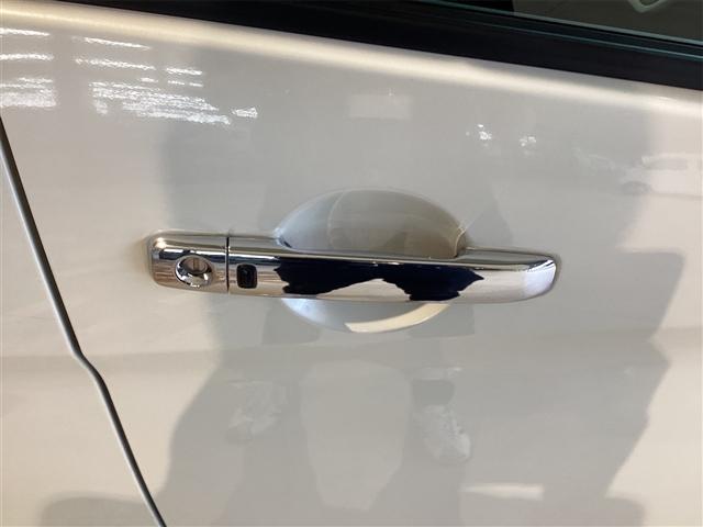 日産 セレナ 43枚目