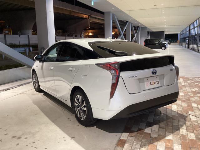 トヨタ プリウス 7枚目