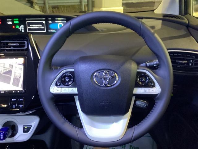 トヨタ プリウス 12枚目