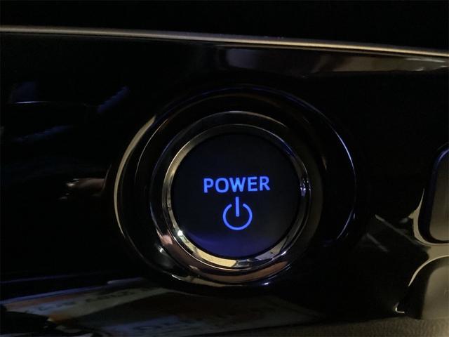 トヨタ プリウス 18枚目