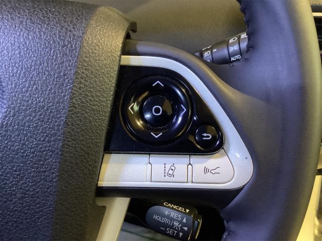 トヨタ プリウス 19枚目