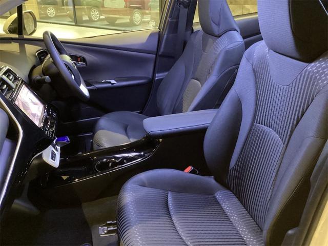 トヨタ プリウス 33枚目