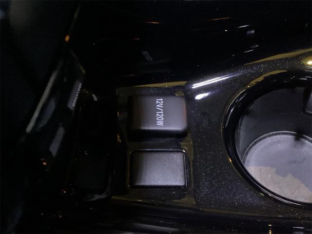 トヨタ プリウス 37枚目