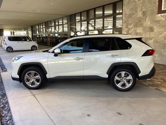 トヨタ ＲＡＶ４ 8枚目
