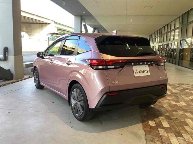 日産 ノート 5枚目