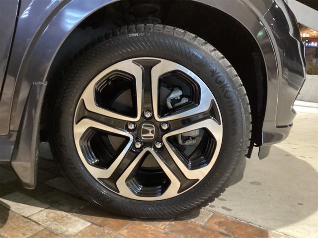 ヴェゼル ハイブリッドＺ・ホンダセンシング　ＥＴＣ　バックカメラ　オートクルーズコントロール　レーンアシスト　衝突被害軽減システム　ナビ　ＴＶ　オートライト　ＬＥＤヘッドランプ　アルミホイール　スマートキー　電動格納ミラー　シートヒーター　ＡＴ（24枚目）