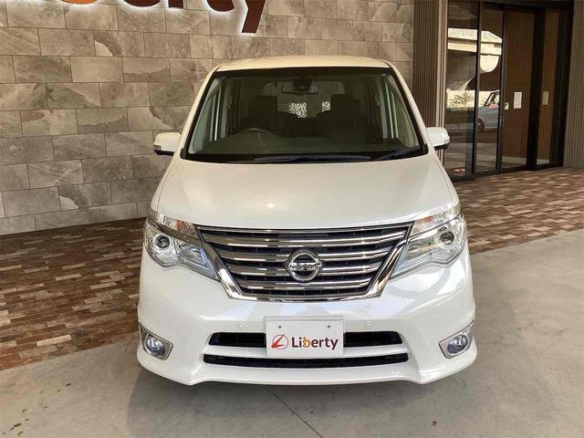 日産 セレナ 2枚目