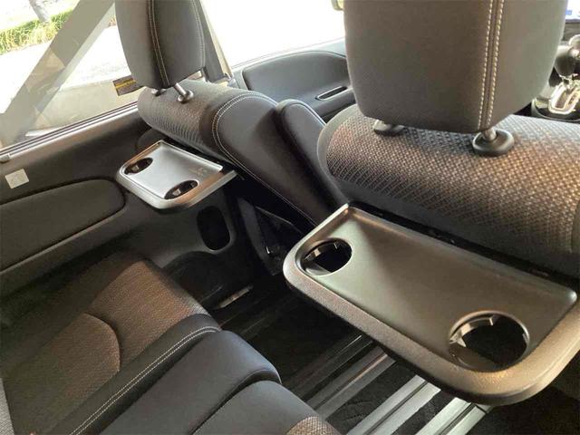 日産 セレナ 40枚目