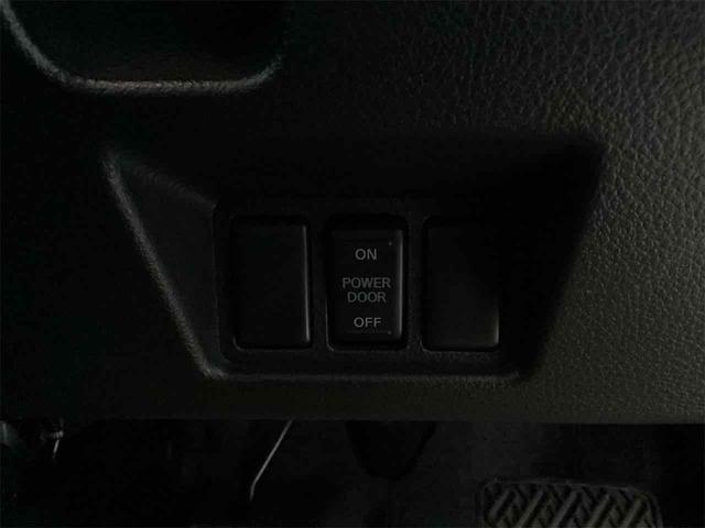 日産 セレナ 47枚目