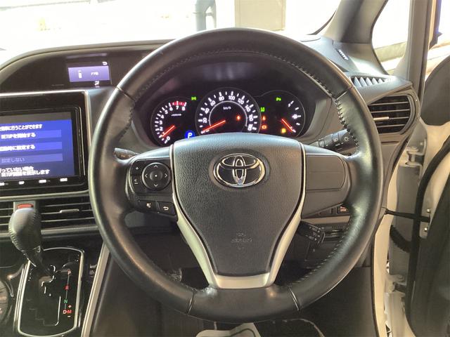 トヨタ ヴォクシー 10枚目