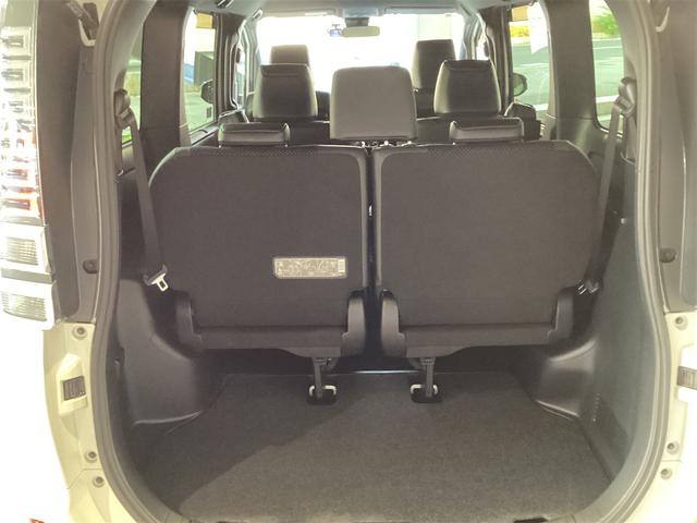 トヨタ ヴォクシー 19枚目