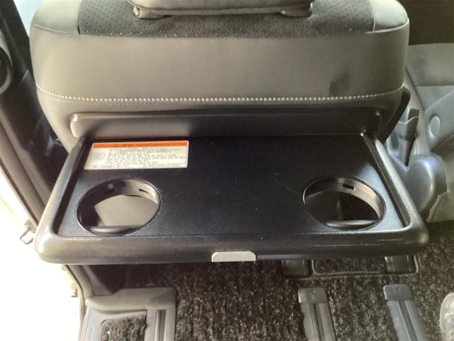 トヨタ ヴォクシー 34枚目