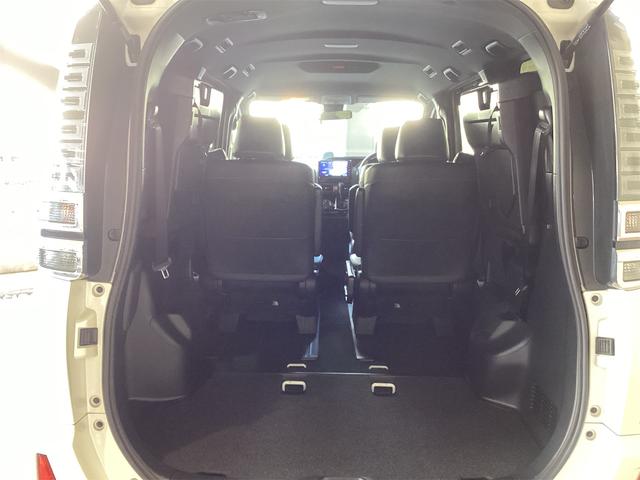 トヨタ ヴォクシー 28枚目