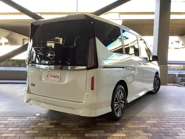 日産 セレナ 5枚目