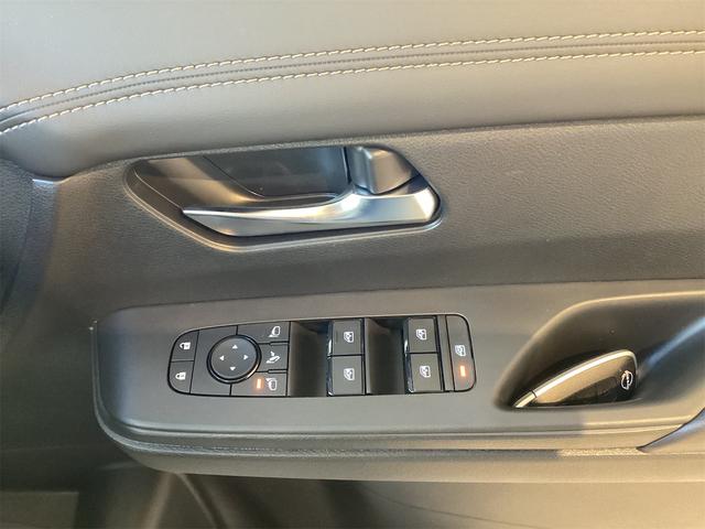 日産 セレナ 17枚目