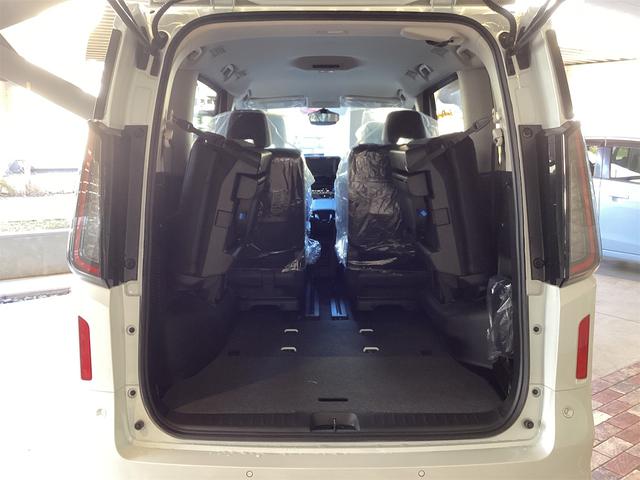 日産 セレナ 27枚目