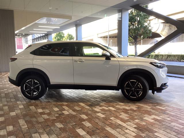 ヴェゼル e:HEV X ドライブレコーダー バックカメラ クリアランスソナー オートクルーズコントロール レーンアシスト 衝突被害軽減システム ナビ TV オートライト LEDヘッドランプ アルミホイール スマートキー(4枚目)