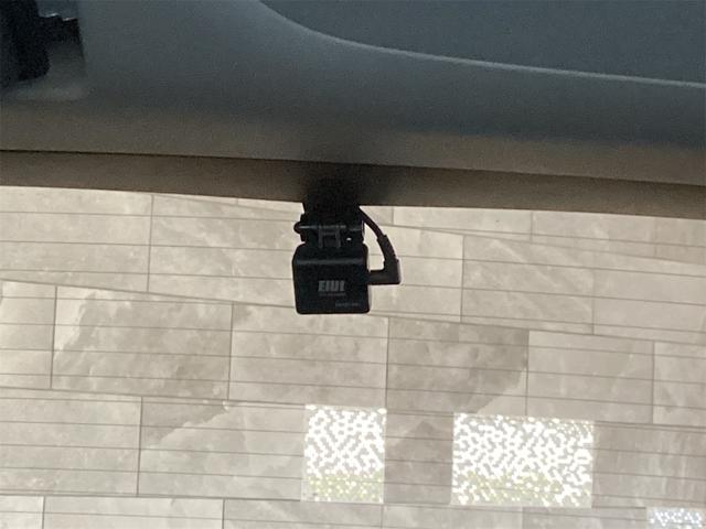 ヴェゼル e:HEV X ドライブレコーダー バックカメラ クリアランスソナー オートクルーズコントロール レーンアシスト 衝突被害軽減システム ナビ TV オートライト LEDヘッドランプ アルミホイール スマートキー(43枚目)