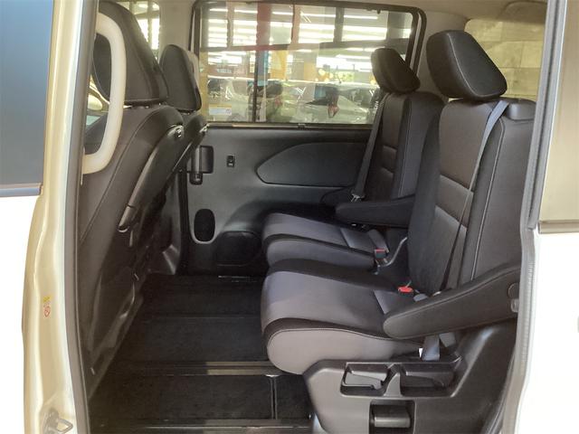 日産 セレナ 39枚目