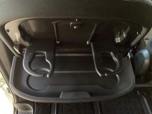 日産 セレナ 40枚目