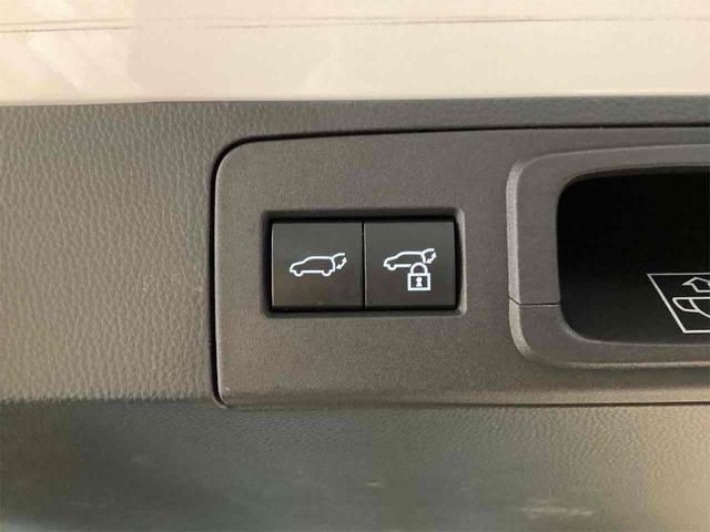 トヨタ クラウンスポーツ 32枚目