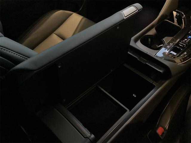 トヨタ クラウンスポーツ 45枚目