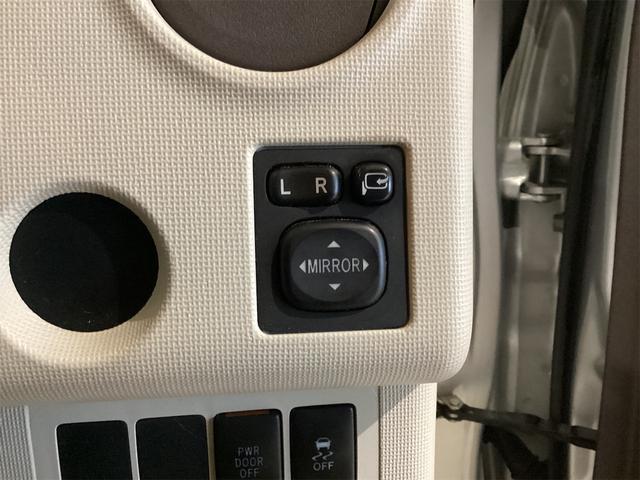 トヨタ スペイド 15枚目