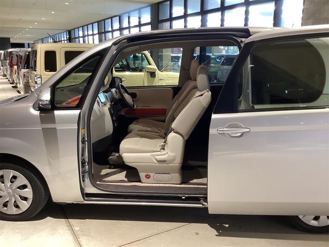 トヨタ スペイド 35枚目