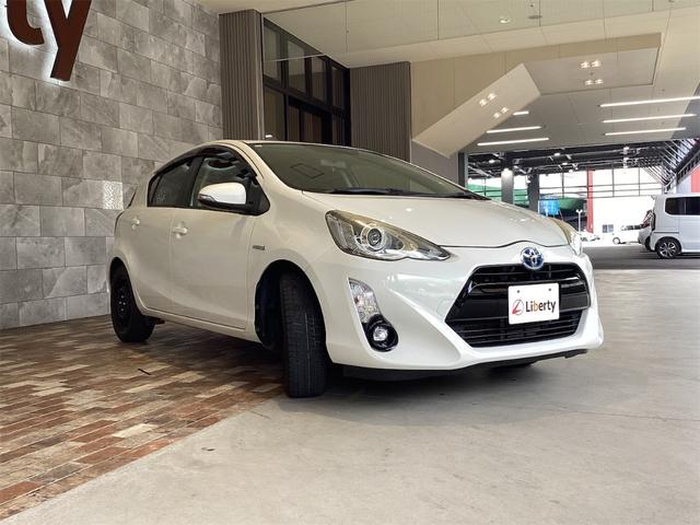 アクア S ETC バックカメラ ナビ TV スマートキー 電動格納ミラー CVT 衝突安全ボディ ABS ESC CD USB Bluetooth エアコン パワーステアリング パワーウィンドウ(3枚目)