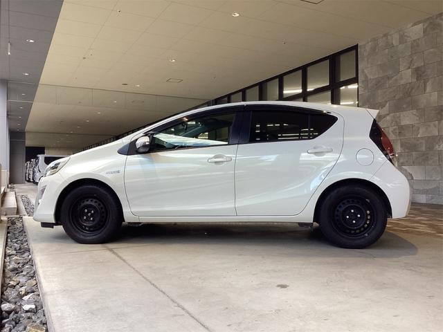 アクア S ETC バックカメラ ナビ TV スマートキー 電動格納ミラー CVT 衝突安全ボディ ABS ESC CD USB Bluetooth エアコン パワーステアリング パワーウィンドウ(8枚目)