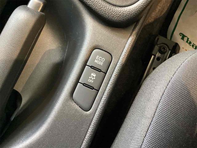 ヤリス X ドライブレコーダー ETC バックカメラ ナビ 衝突被害軽減システム オートマチックハイビーム オートライト スマートキー 電動格納ミラー CVT 盗難防止システム 衝突安全ボディ ABS ESC(15枚目)