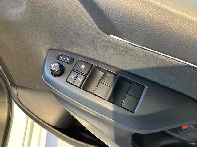 ヤリス X ドライブレコーダー ETC バックカメラ ナビ 衝突被害軽減システム オートマチックハイビーム オートライト スマートキー 電動格納ミラー CVT 盗難防止システム 衝突安全ボディ ABS ESC(32枚目)