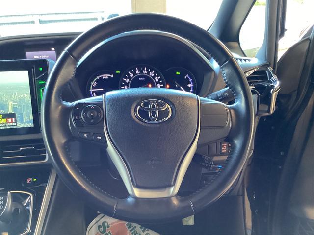 トヨタ ヴォクシー 9枚目