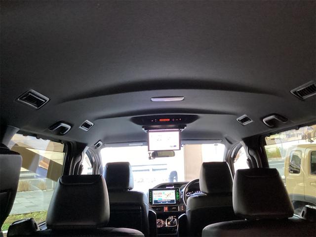 トヨタ ヴォクシー 31枚目