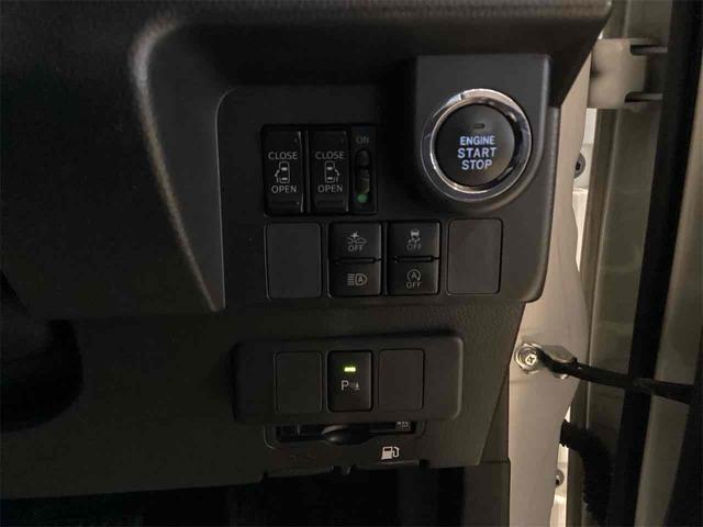 タンク カスタムG ドライブレコーダー ETC バックカメラ ナビ TV 両側電動スライドドア クリアランスソナー オートクルーズコントロール 衝突被害軽減システム アルミホイール オートマチックハイビーム オートライト(17枚目)