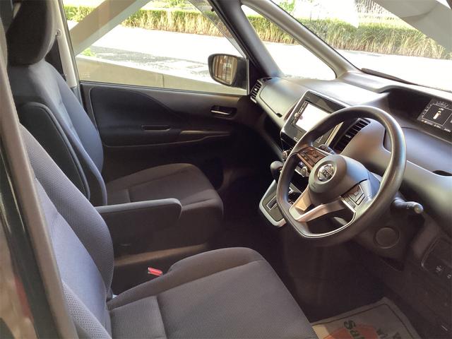 日産 セレナ 41枚目