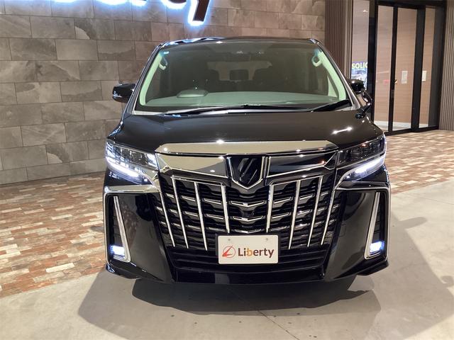 トヨタ アルファード 2枚目