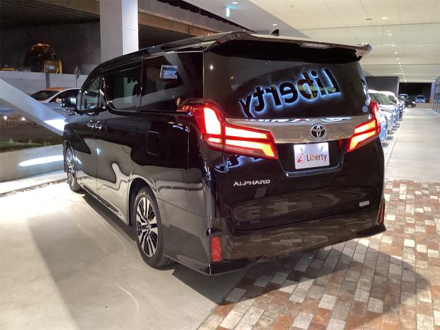 トヨタ アルファード 7枚目