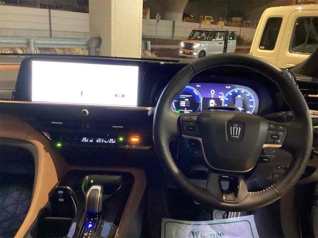 トヨタ クラウンスポーツ 9枚目