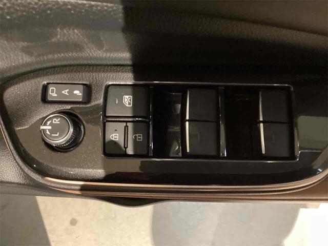 トヨタ クラウンスポーツ 17枚目